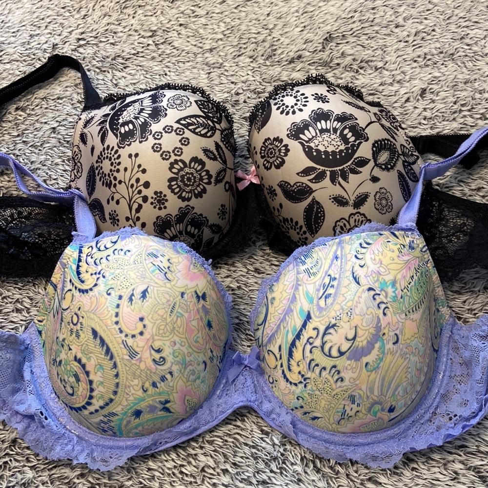 Bundle of 2 Victoria’s Secret Dream Angels Lined Demi Bras